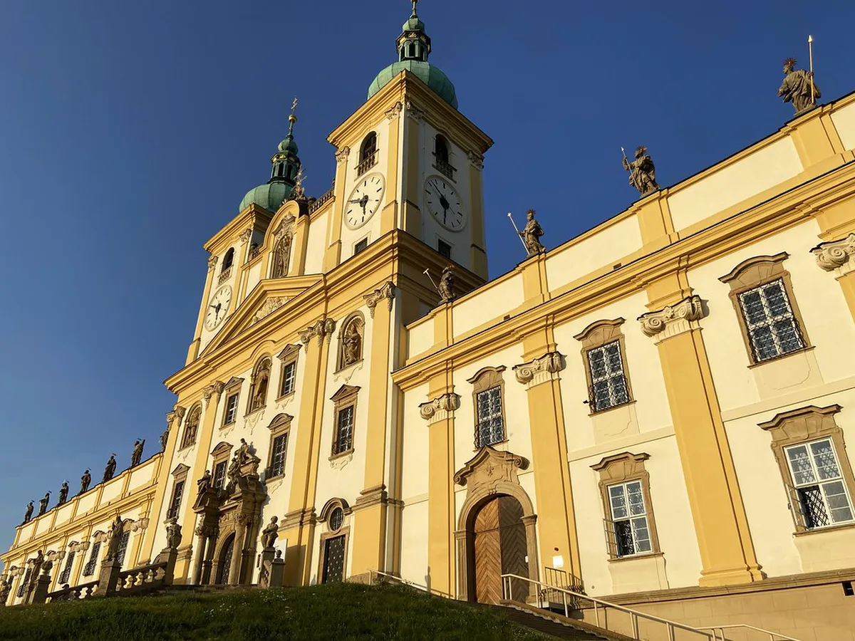 How to Visit Svatý Kopeček Basilica in Olomouc