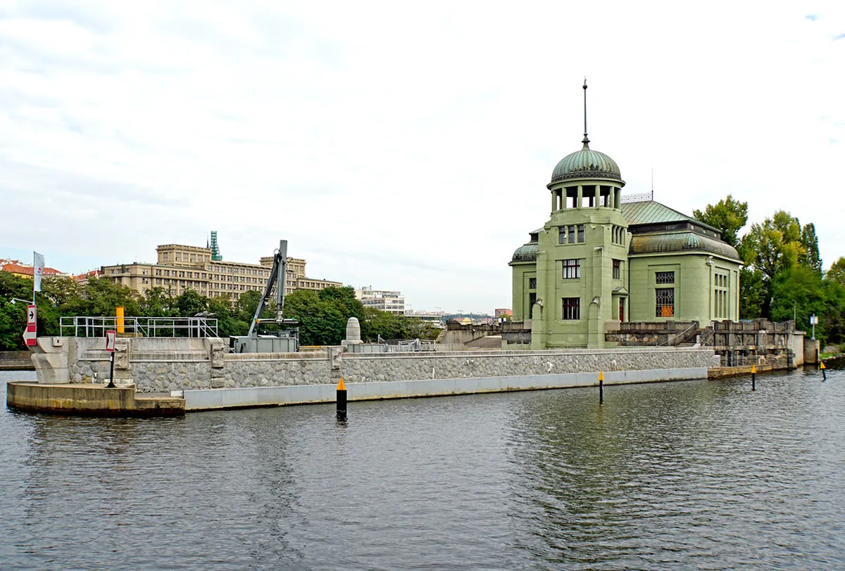 12 Best Vltava River Cruises and Islands in Prague